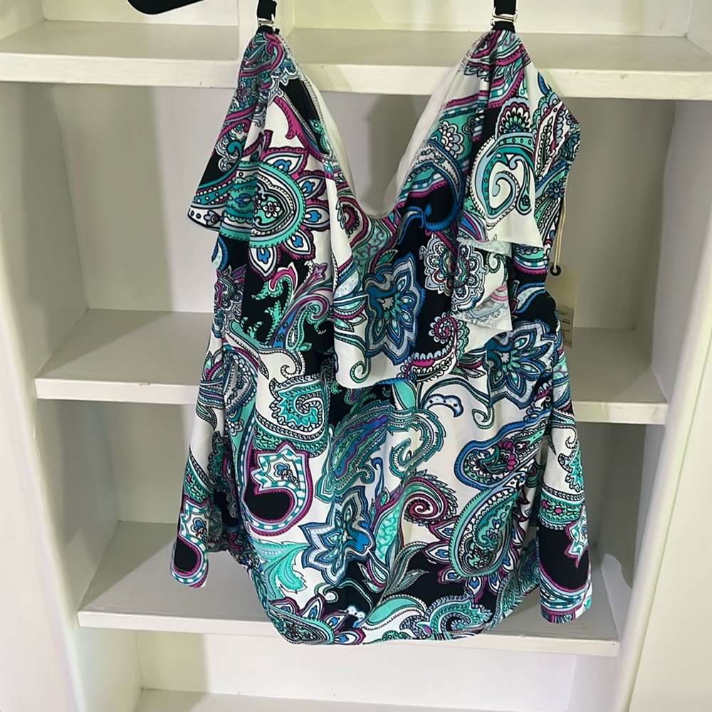 JCPenney bathing suit top new with tag